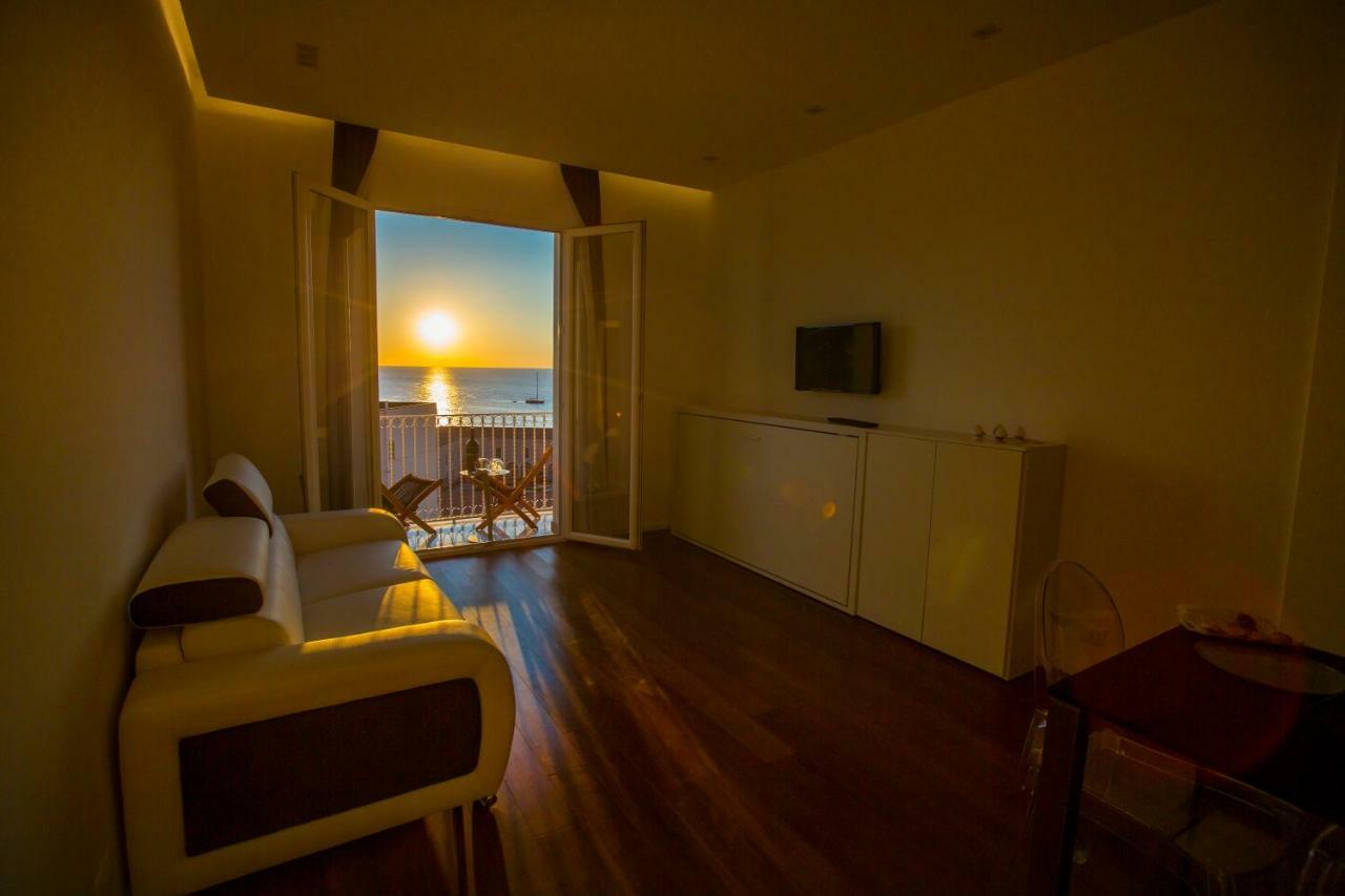 Cefalu Charme E Chic Suites ภายนอก รูปภาพ